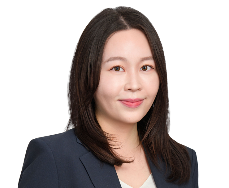 kim_h_cropped_low_res_transparent