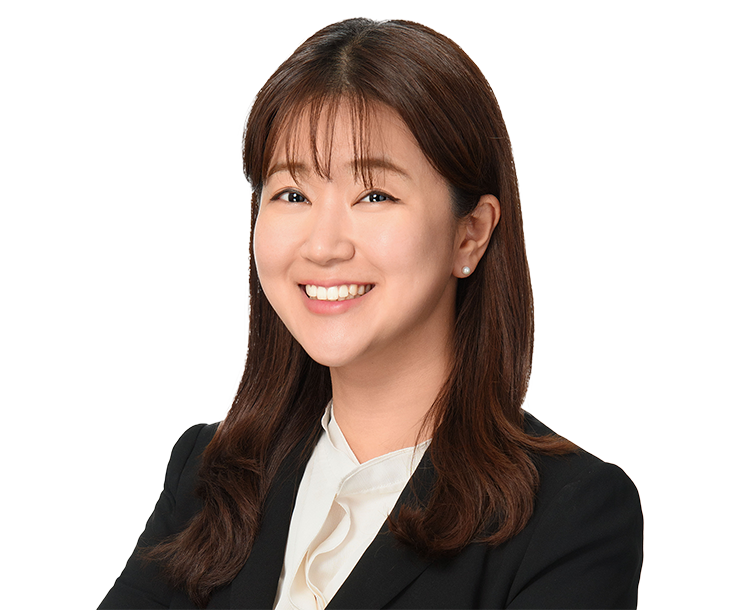 shon_e_cropped_low_res_transparent